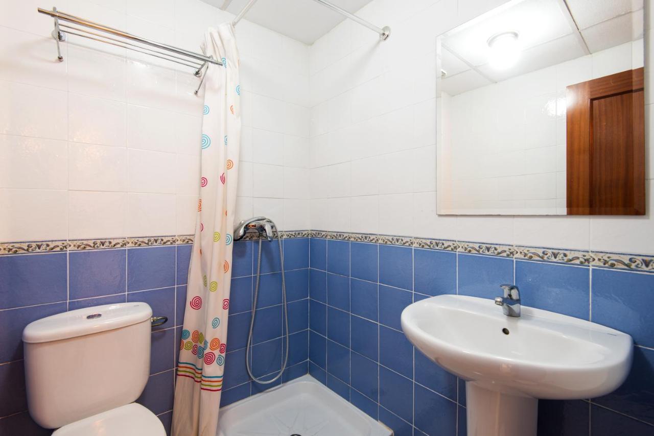 מאלגה Center Apartment 2Bed 2B Aircon Wif And Parking Free מראה חיצוני תמונה
