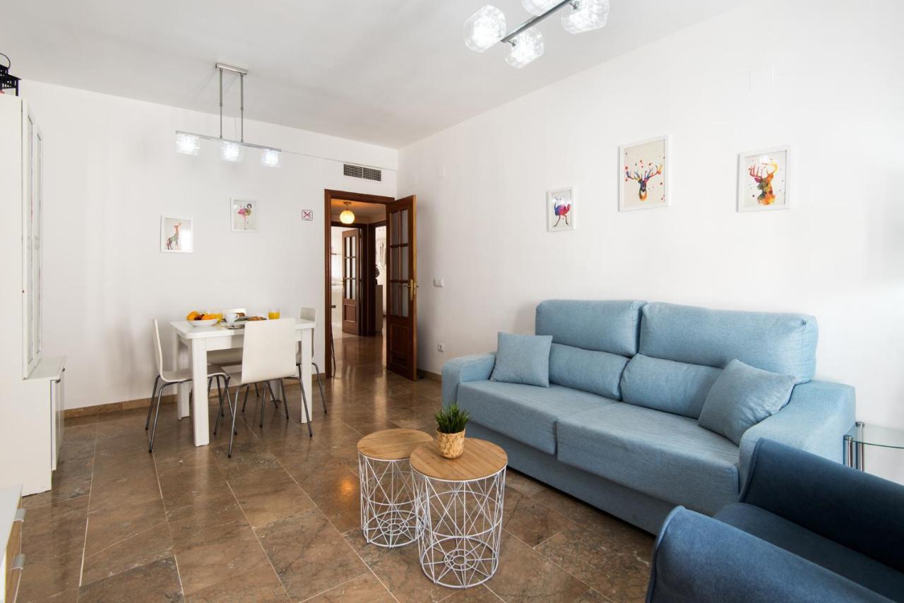 מאלגה Center Apartment 2Bed 2B Aircon Wif And Parking Free מראה חיצוני תמונה